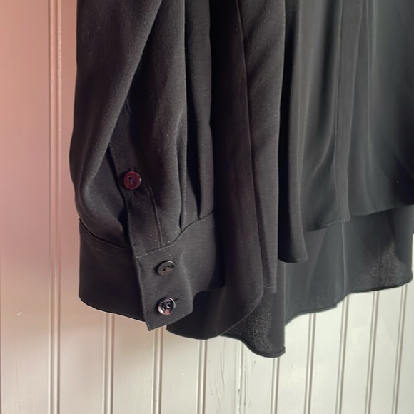 Eileen Fisher silk Long Sleeve v neck button up, Black size Large - Picture 5 of 7